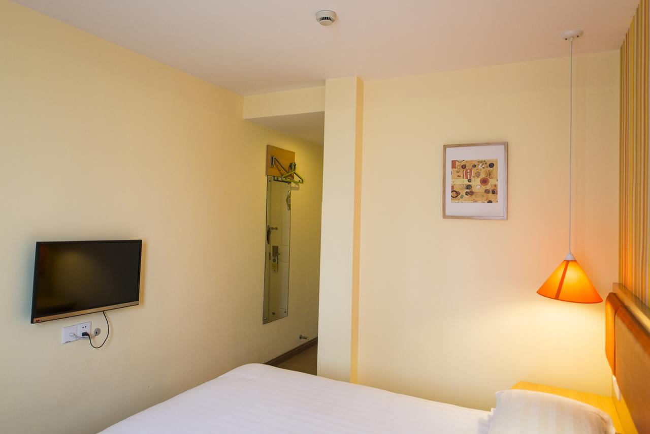 Home Inn Beijing Jinsong Екстер'єр фото